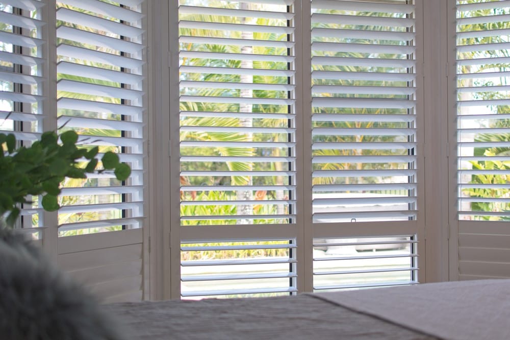 Hidden Tilt Shutters