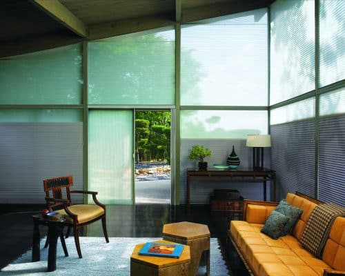 2019_DU_VG_UG_Classic_Whisper_Living Room